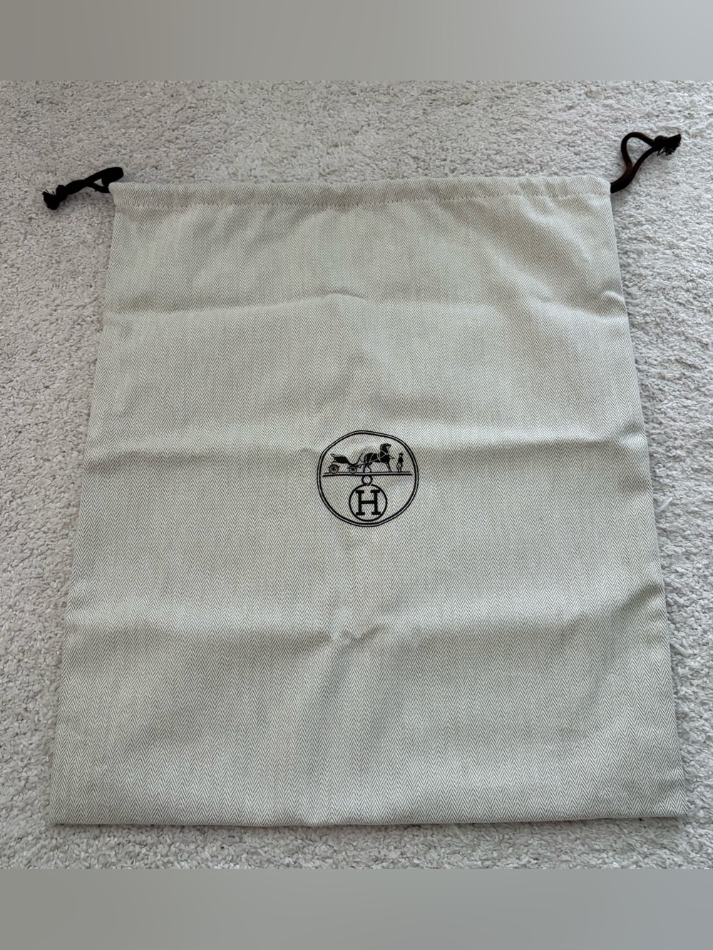 Hermès Medium Logo Drawstring Dust Bag